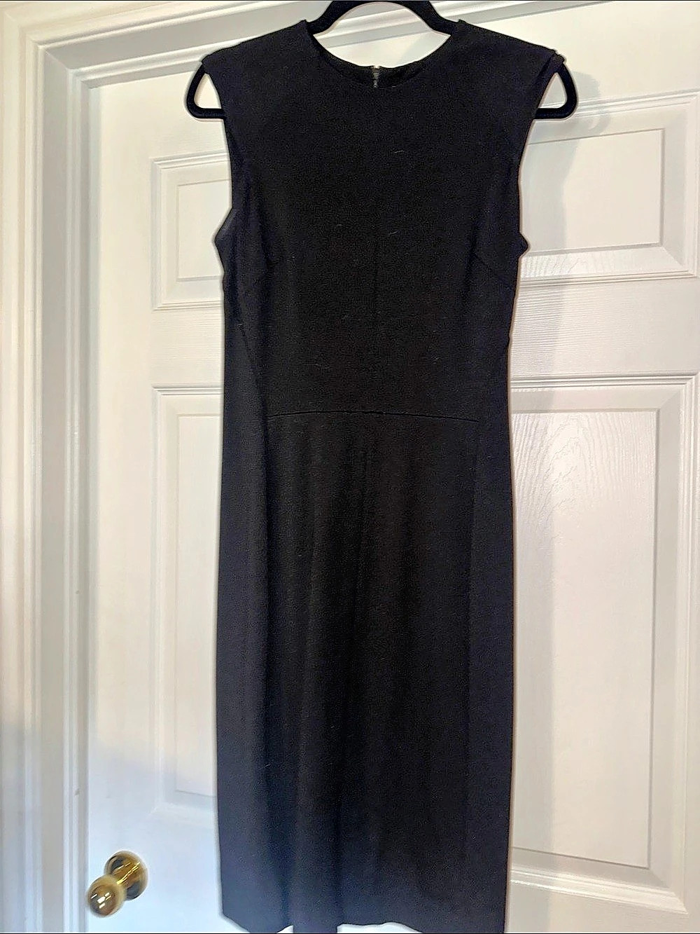 M.M.LaFleur Sleeveless Midi Dress in Black Size 8